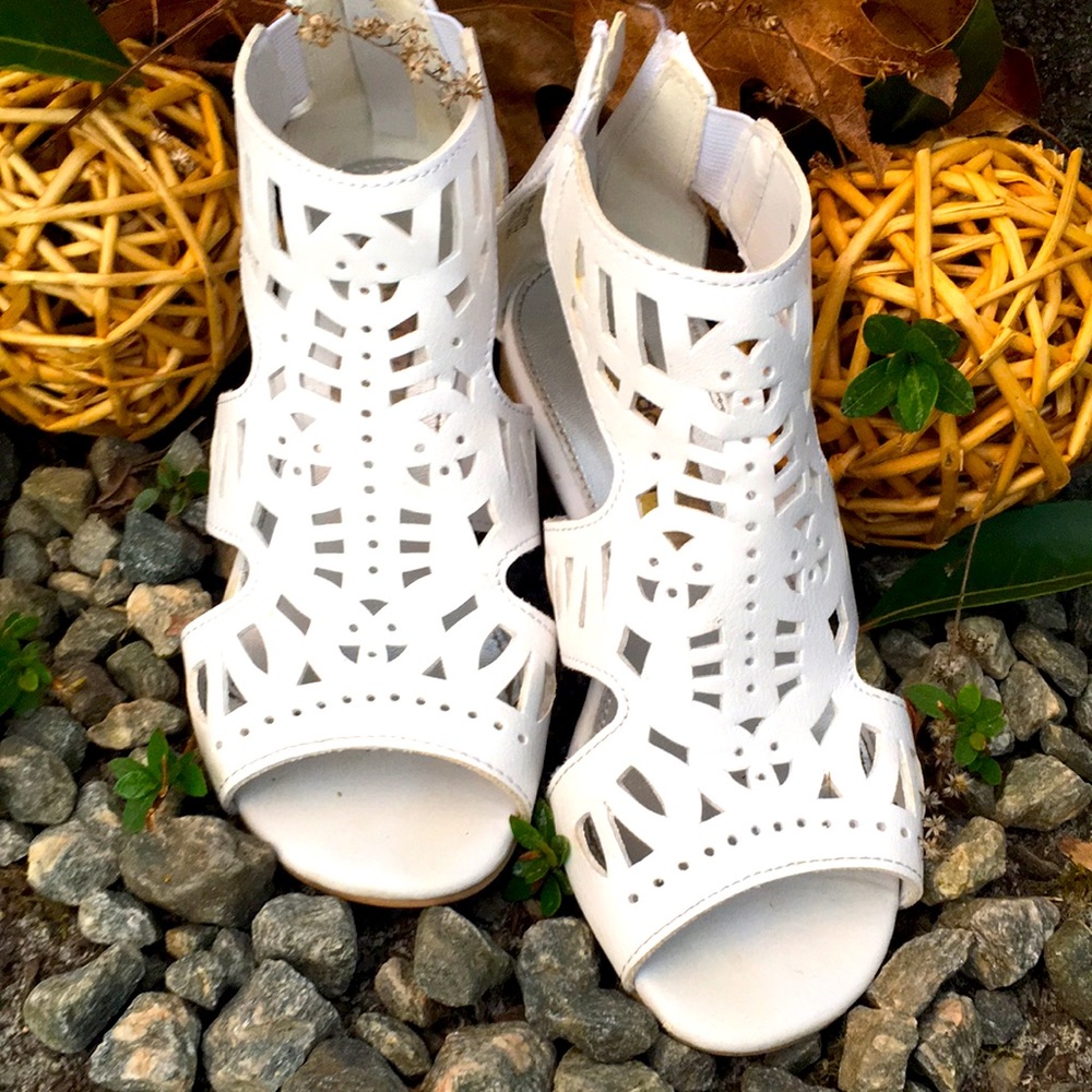 These shoes are good for going out in events.